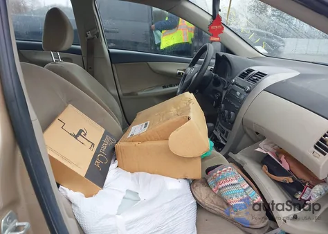 2011 Toyota Corolla Le z USA, uszkodzony, nr VIN 2T1BU4EEXBC711433